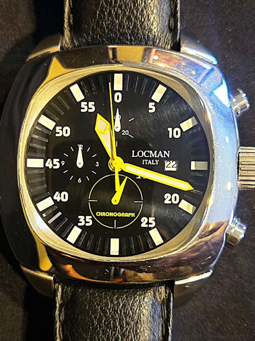 LOCMAN Italy Men’s Chronograph Watch – Black Leather Strap – Excellent Condition